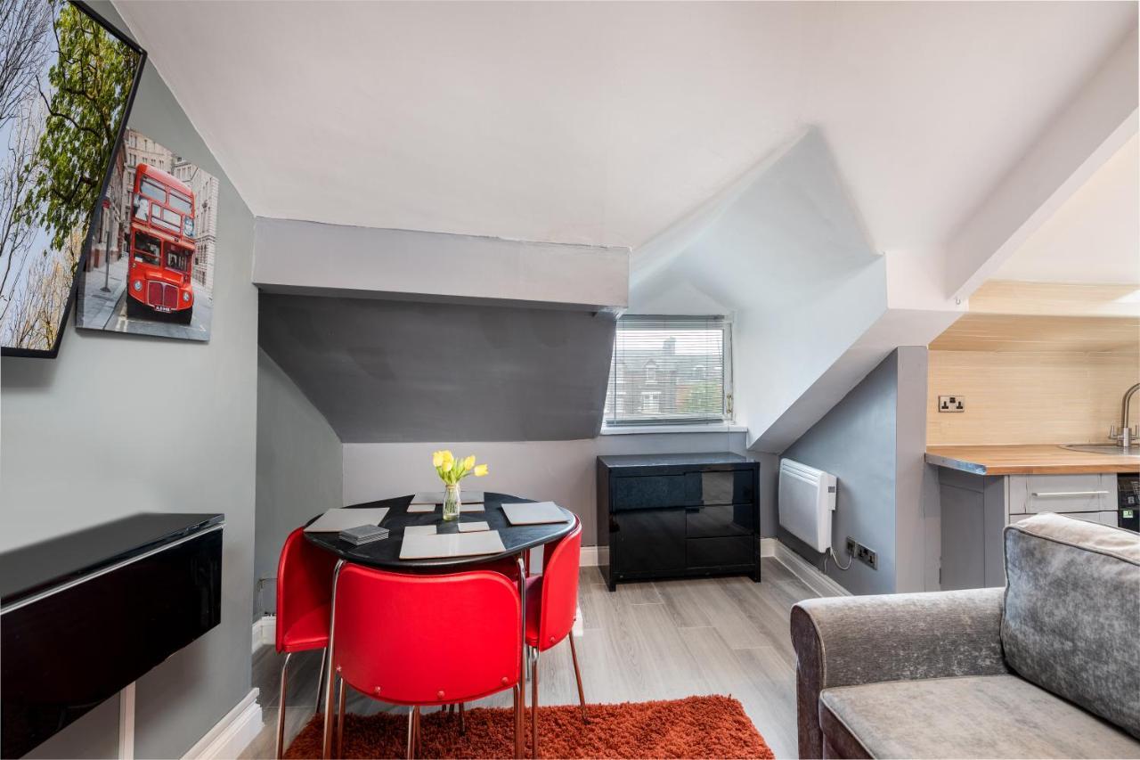 Stockton Town Centre Apartments Free Parking And Wi-Fi Extérieur photo