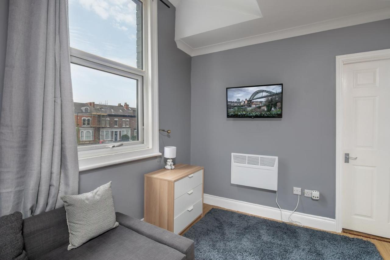 Stockton Town Centre Apartments Free Parking And Wi-Fi Extérieur photo