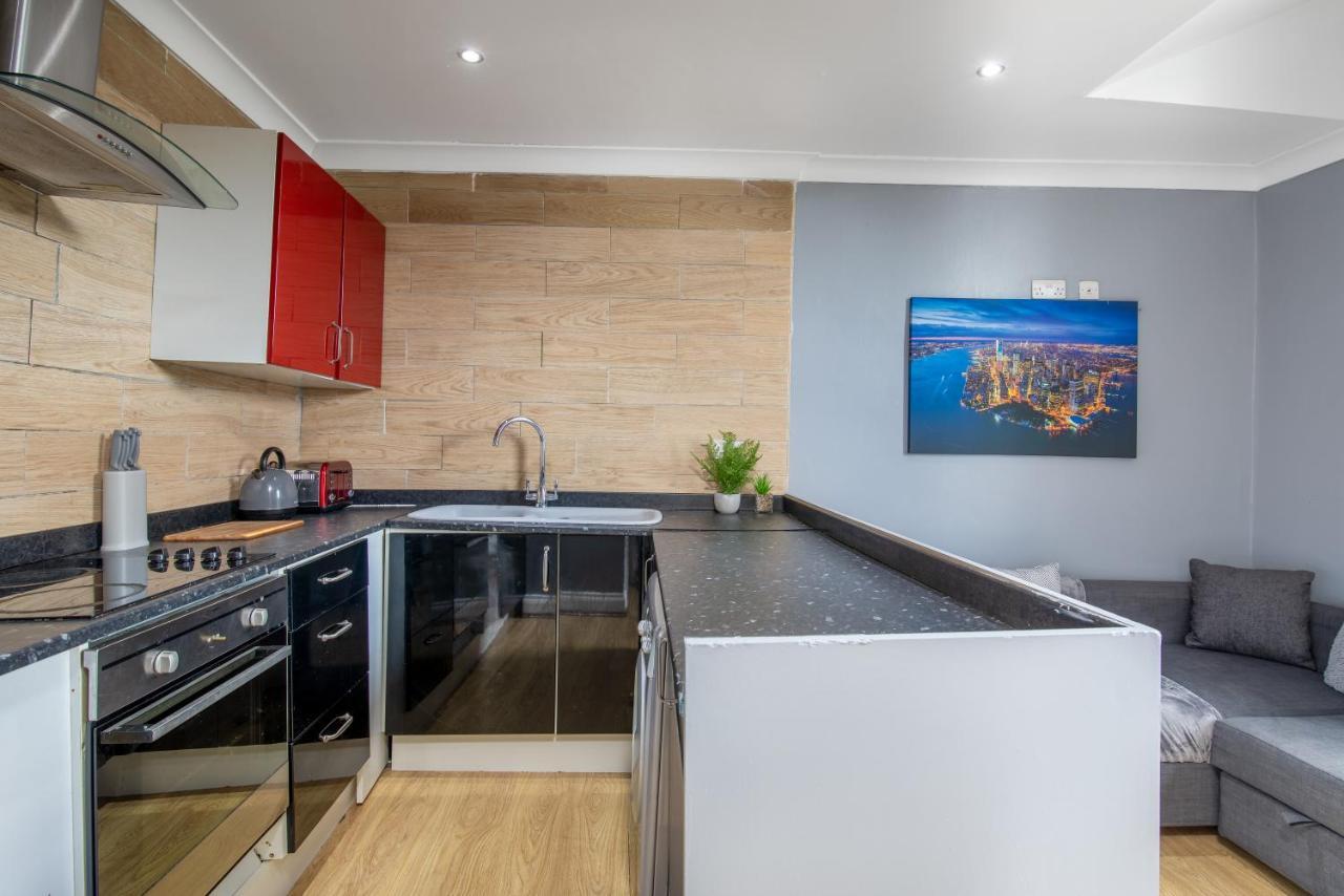 Stockton Town Centre Apartments Free Parking And Wi-Fi Extérieur photo